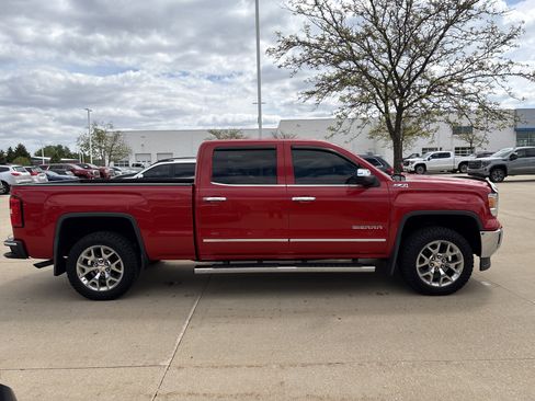 Used 2015 GMC Sierra 1500 SLT w/ SLT Crew Cab Value Package AWD/4WD image 8