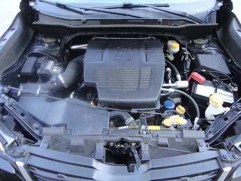 Used 2021 Subaru Forester Premium AWD/4WD image 17