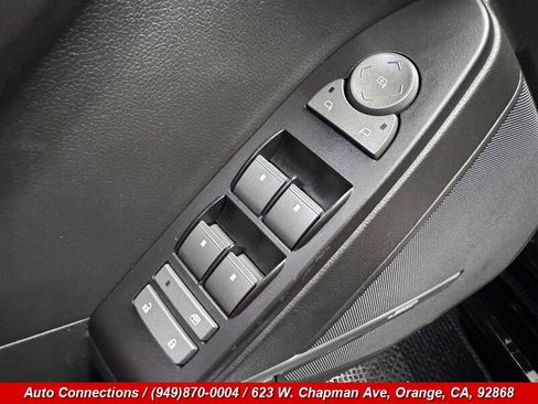 Used 2011 Cadillac CTS Sedan RWD image 18