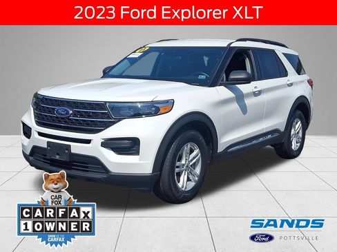 Certified 2023 Ford Explorer XLT w/ Class IV Trailer Tow Package AWD/4WD image 1