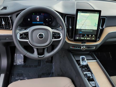 New 2026 Volvo XC60 B5 Plus w/ Protection Package Premier image 8