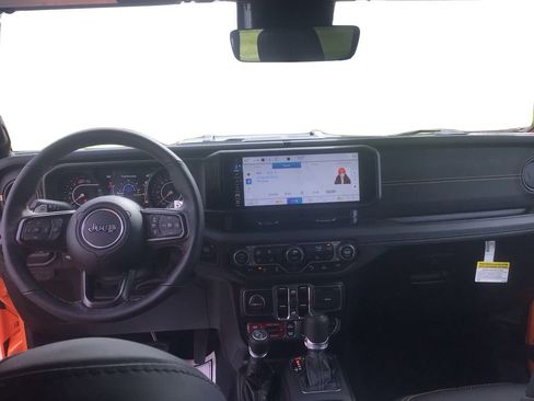 New 2025 Jeep Wrangler Unlimited Rubicon 392 image 22