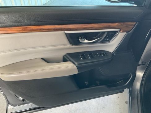 Certified 2017 Honda CR-V EX-L image 5