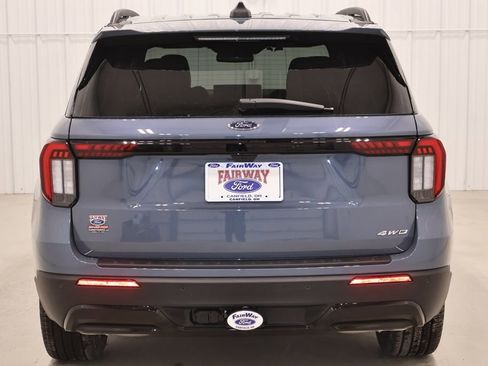 New 2026 Ford Explorer ST-Line w/ ST-Line Street Pack AWD/4WD image 8