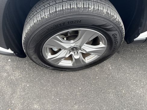 Used 2024 Toyota RAV4 XLE image 10