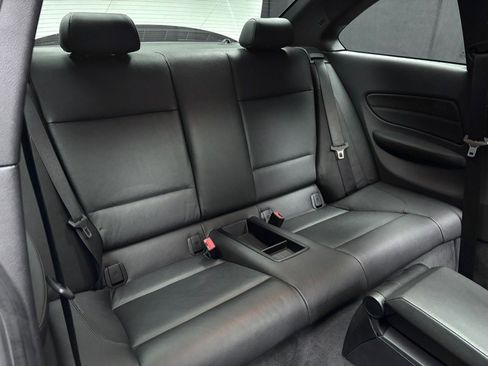 Used 2012 BMW 135i w/ M Sport Package w/ Premium Pkg image 28