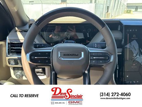 New 2026 GMC Yukon Denali w/ Denali Reserve Package AWD/4WD image 14