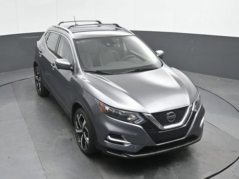 Used 2022 Nissan Rogue Sport SL AWD/4WD image 32
