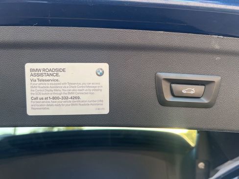 Certified 2024 BMW iX xDrive50 w/ Premium Package AWD/4WD image 7