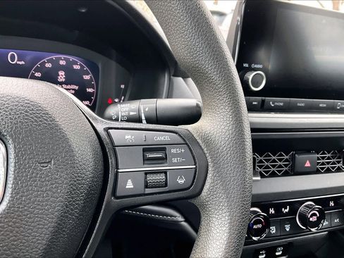 Used 2024 Honda Accord EX image 23