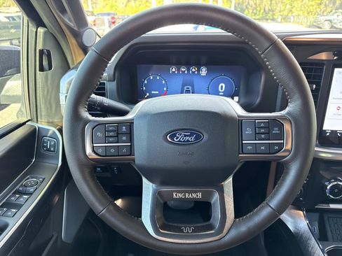 Used 2025 Ford F150 King Ranch w/ FX4 Off-Road Package image 15