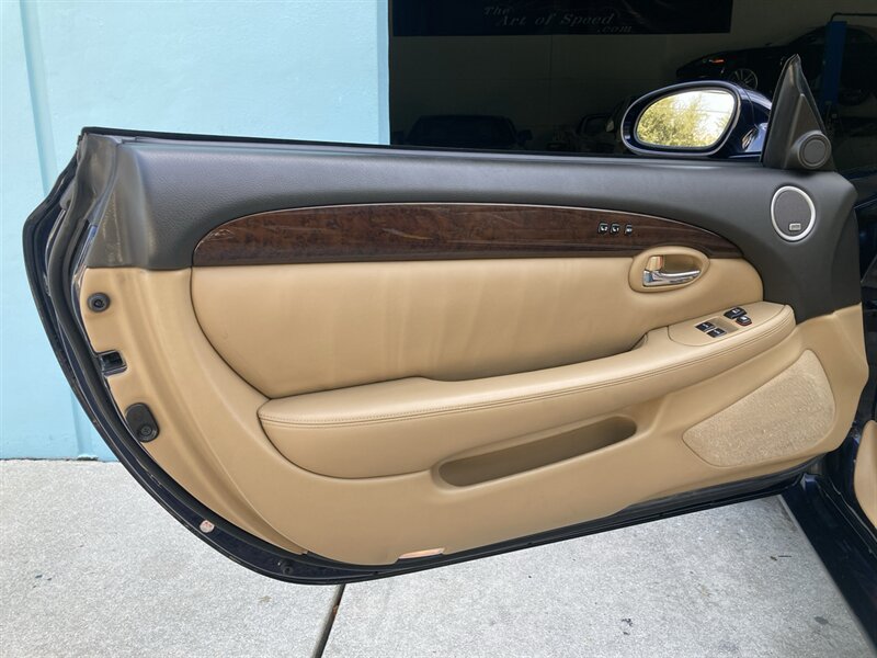 Used 2008 Lexus SC 430 Convertible RWD image 30