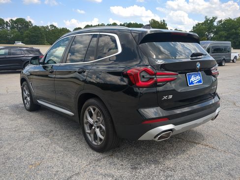 Used 2023 BMW X3 xDrive30i w/ Convenience Package AWD/4WD image 5