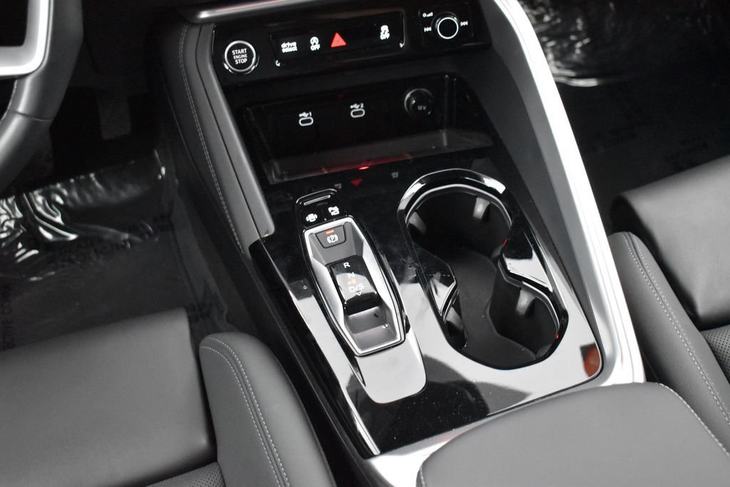 Used 2025 Audi Q5 Premium Plus w/ Premium Plus AWD/4WD image 15
