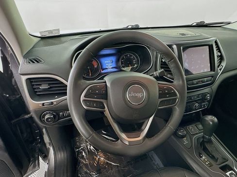 Used 2021 Jeep Cherokee Latitude Lux w/ Comfort/Convenience Group image 15