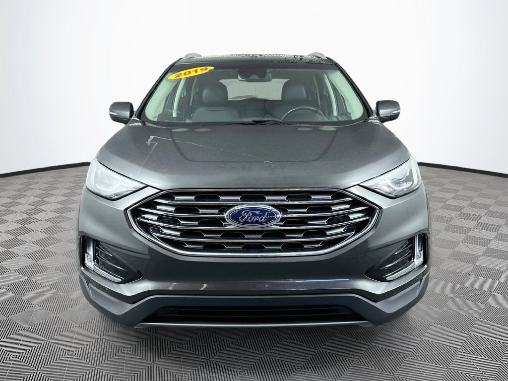 Used 2019 Ford Edge SEL w/ Equipment Group 201A AWD/4WD image 4