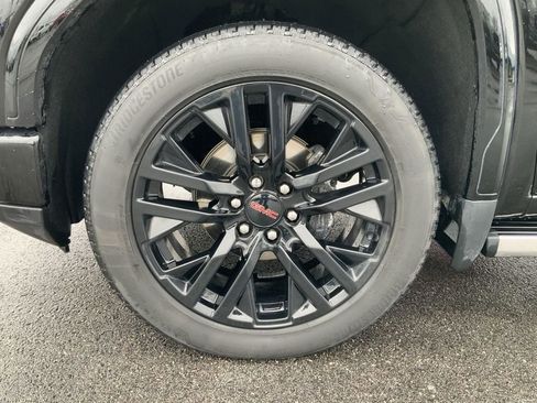 Used 2024 GMC Sierra 1500 Denali AWD/4WD image 26