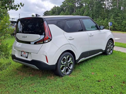 New 2025 Kia Soul EX image 4