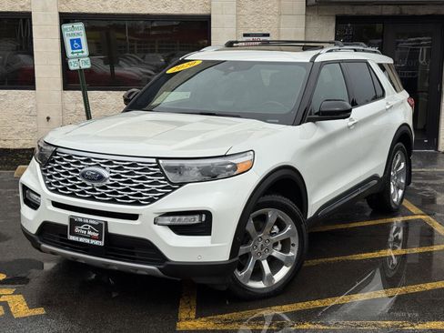 Used 2020 Ford Explorer Platinum w/ Premium Technology Package AWD/4WD image 2