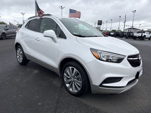 Used 2020 Buick Encore Preferred w/ Safety Package image 5