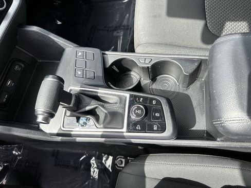 Used 2023 Kia Sportage LX image 21