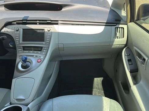 Used 2014 Toyota Prius Four w/ Solar Roof Package FWD image 28