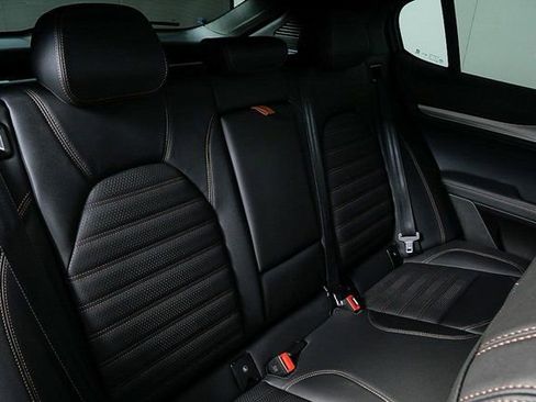 New 2025 Alfa Romeo Stelvio Sprint AWD/4WD image 22