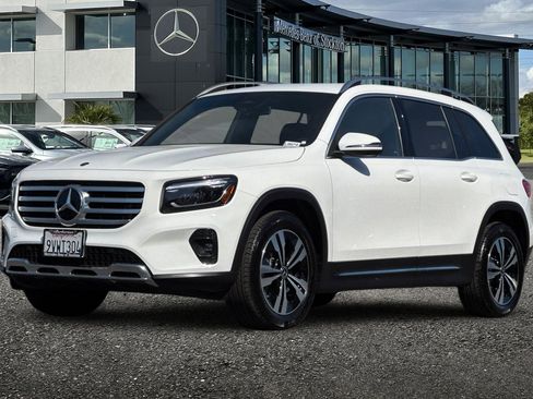 Certified 2026 Mercedes-Benz GLB 250 image 8