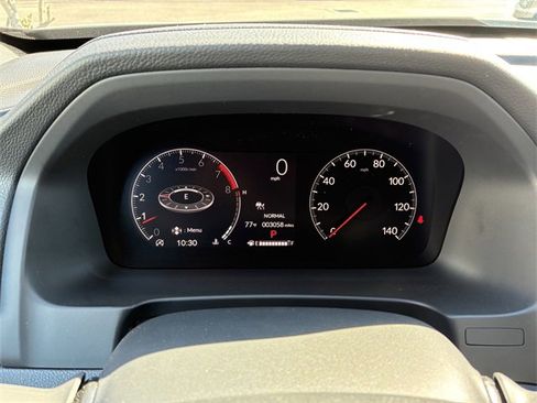 Certified 2025 Honda Ridgeline Black Edition image 38