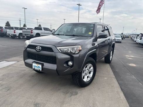 Used 2016 Toyota 4Runner SR5 Premium AWD/4WD image 7
