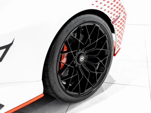 Used 2024 Lamborghini Huracan STO image 57