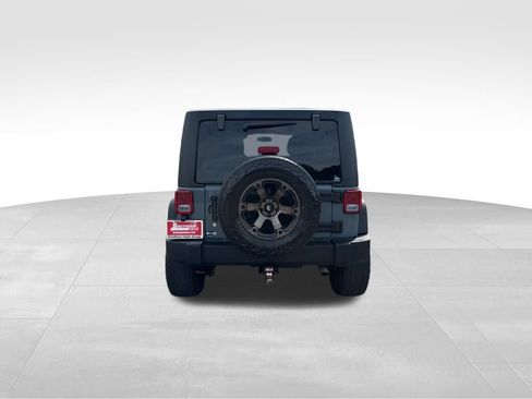 Used 2014 Jeep Wrangler Unlimited Sport w/ Quick Order Package 24S AWD/4WD image 4