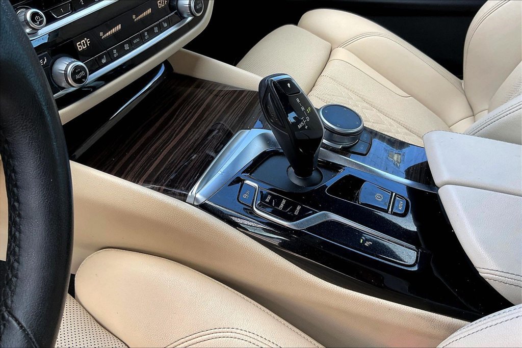Used 2022 BMW 540i w/ Premium Package RWD image 17