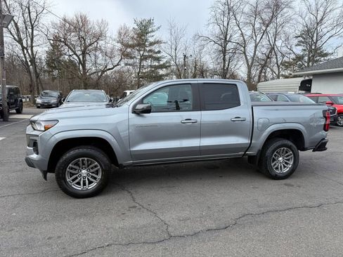 Used 2023 Chevrolet Colorado LT image 5