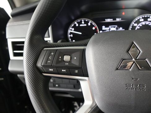 New 2026 Mitsubishi Outlander ES AWD/4WD image 40