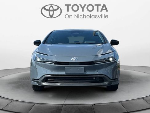 Used 2026 Toyota Prius LE FWD image 8