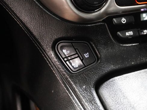 Used 2015 GMC Yukon XL Denali w/ Open Road Package image 33