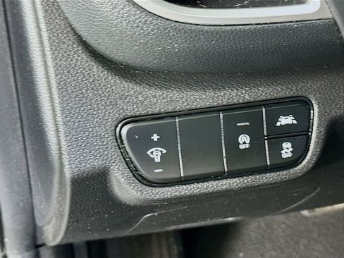 Used 2023 Kia Seltos SX w/ SX Sunroof Package AWD/4WD image 10
