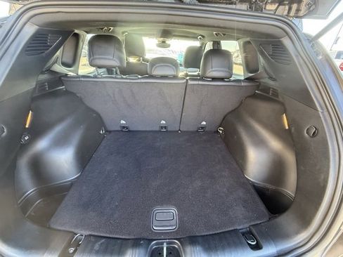 Used 2024 Jeep Compass Limited image 12