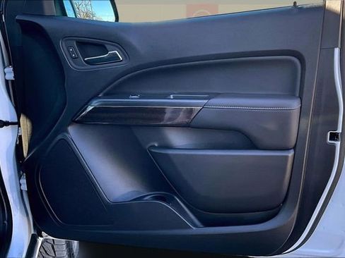 Used 2022 GMC Canyon Elevation image 24