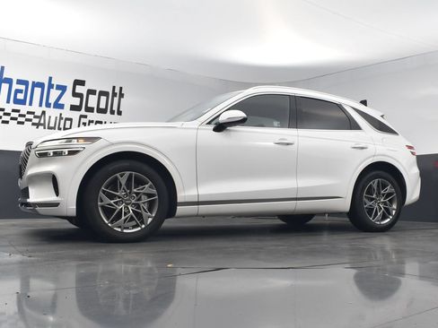 Used 2025 Genesis GV70 2.5T AWD/4WD image 18