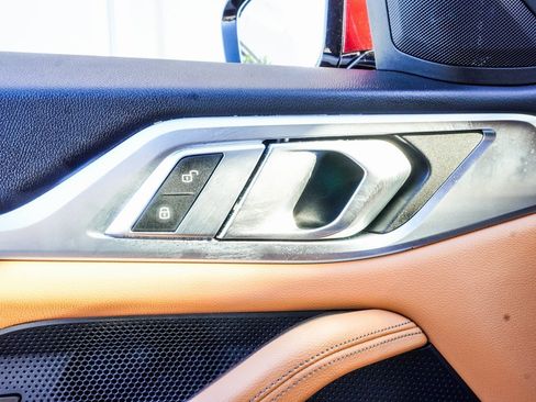 Used 2022 BMW i4 eDrive40 image 18