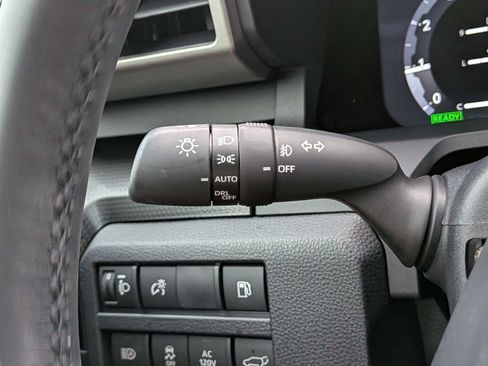 Used 2026 Toyota 4Runner Limited AWD/4WD image 31