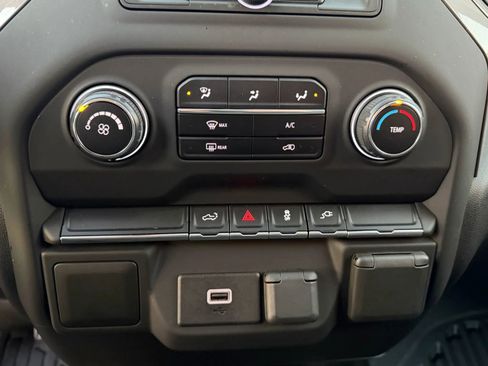 Used 2020 Chevrolet Silverado 1500 W/T w/ WT Convenience Package image 22