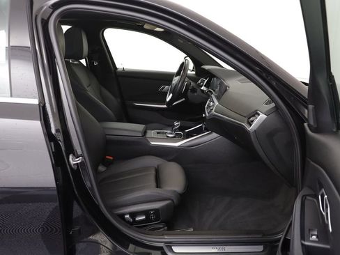 Used 2020 BMW 330i xDrive Sedan w/ Convenience Package image 18