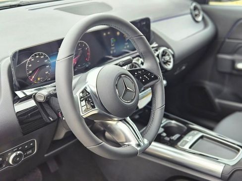 Certified 2026 Mercedes-Benz GLA 250 4MATIC image 20