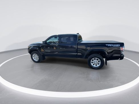 Used 2023 Toyota Tacoma TRD Sport w/ Technology Package AWD/4WD image 5