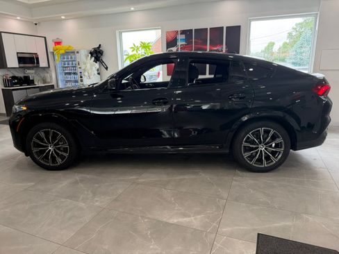 Used 2025 BMW X6 xDrive40i AWD/4WD image 4