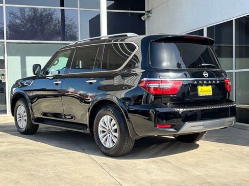 Used 2024 Nissan Armada SV image 5