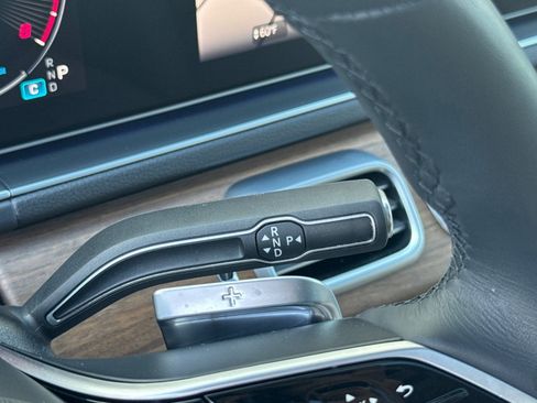 Certified 2025 Mercedes-Benz GLE 350 GLE 350 4MATIC image 26